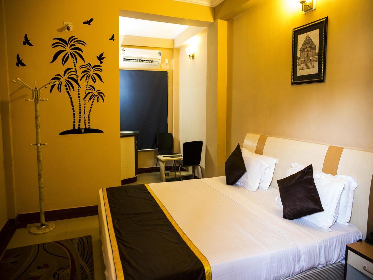 Oyo 3345 Shubham Beach Puri Exterior photo