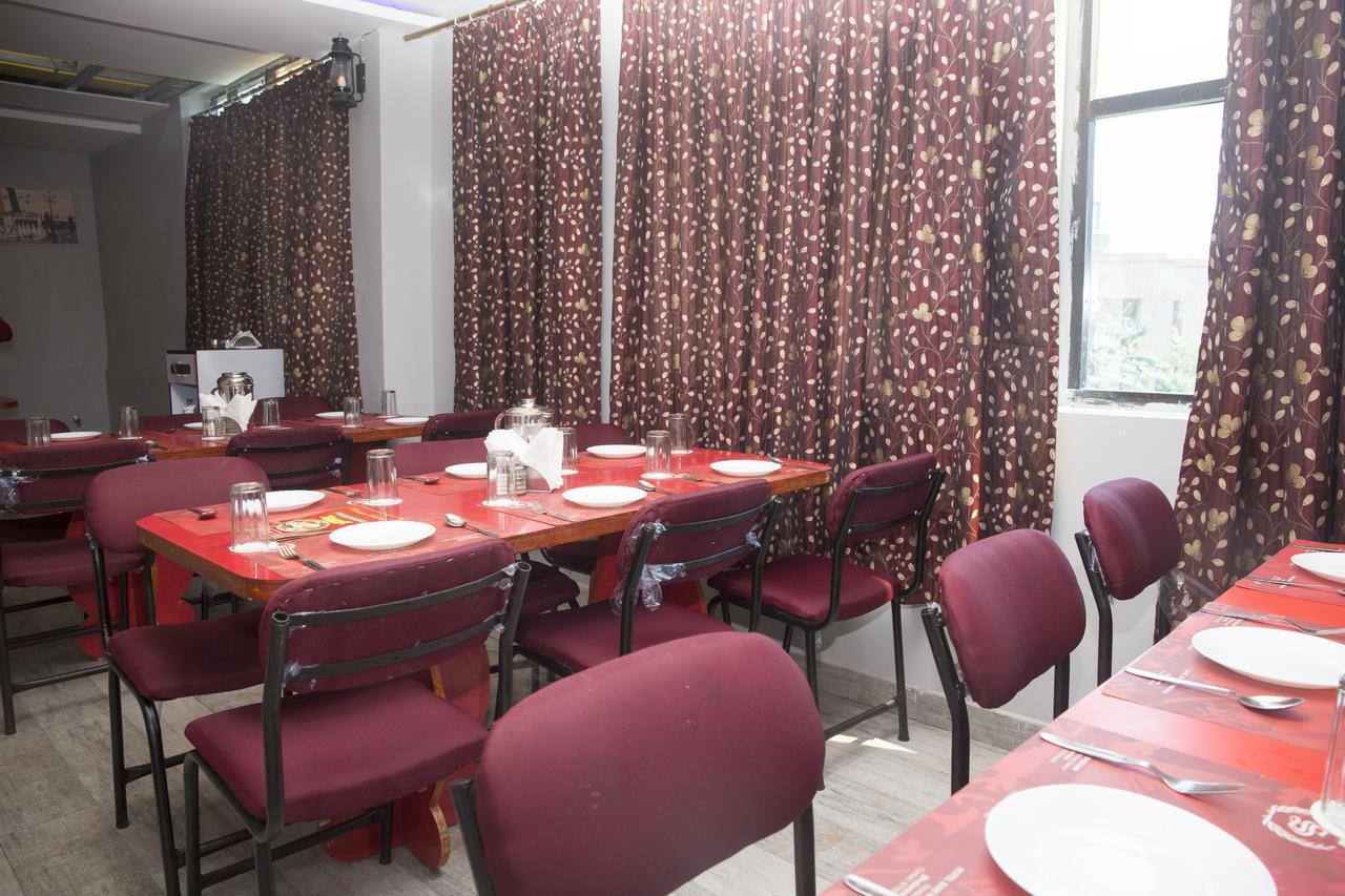 Oyo 3345 Shubham Beach Puri Exterior photo