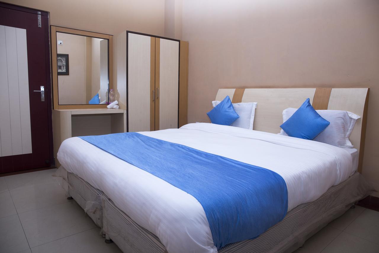 Oyo 3345 Shubham Beach Puri Exterior photo